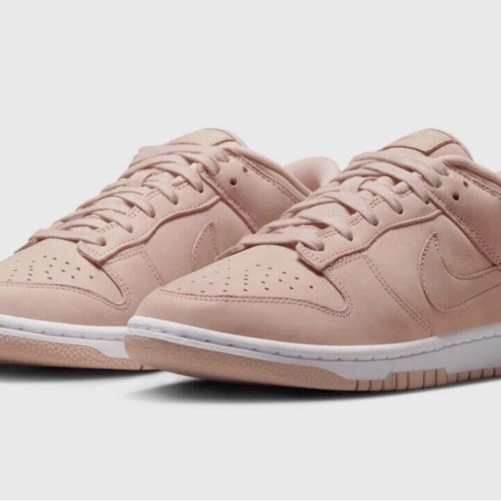 Nike Dunk- blush color- size 7.5